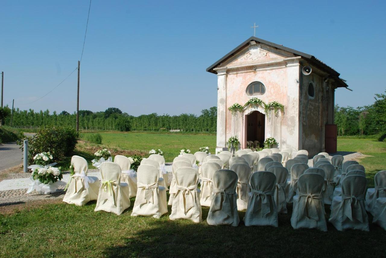 Cascina Mora Bassa * Vigevano