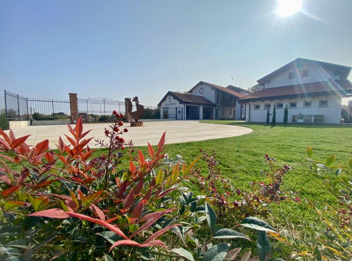 Alloggio per agriturismo Cascina Mora Bassa *