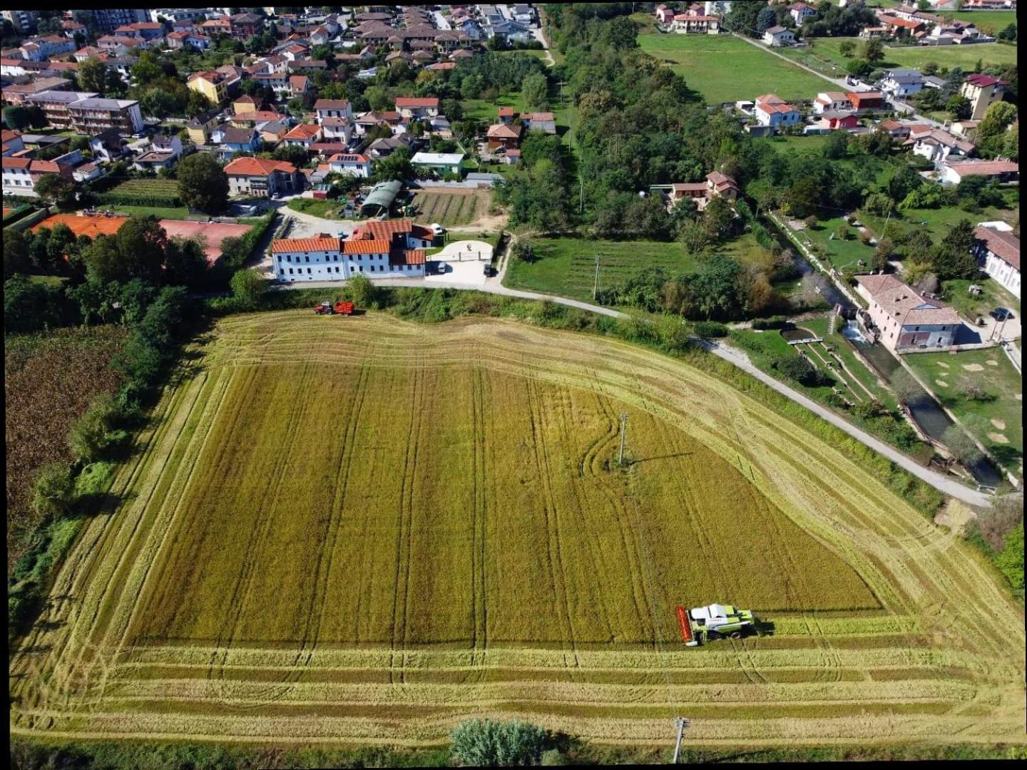 Cascina Mora Bassa Alloggio per agriturismo *